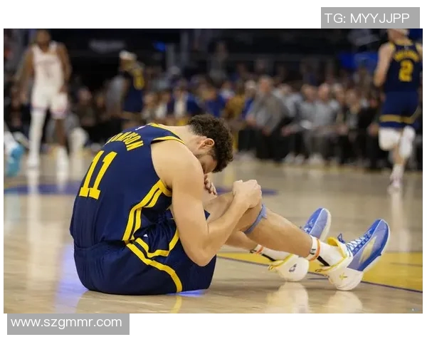 克莱的魅力吸引了众多足球明星的喜爱与追随